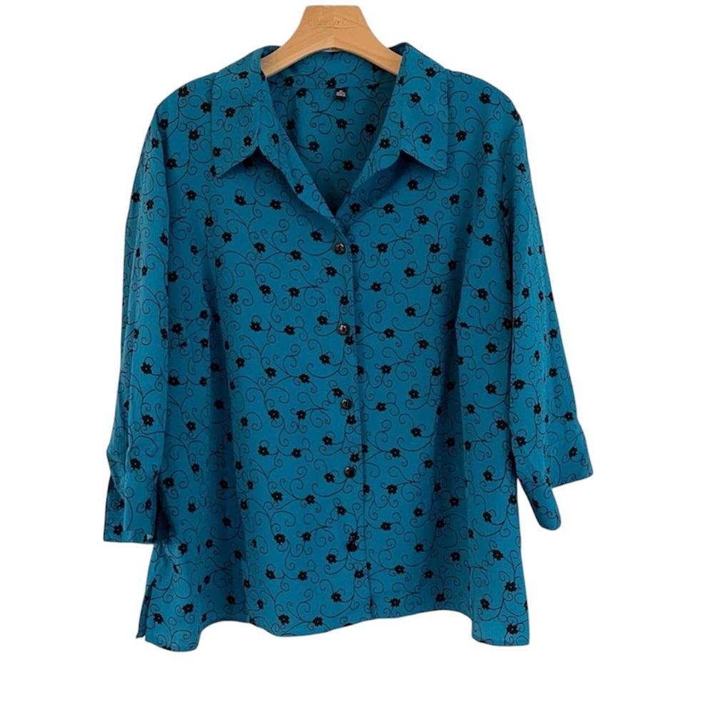 Blue Button Up Blouse With Black Floral Print - Long Sleeves - Easy Care - Sz 3X